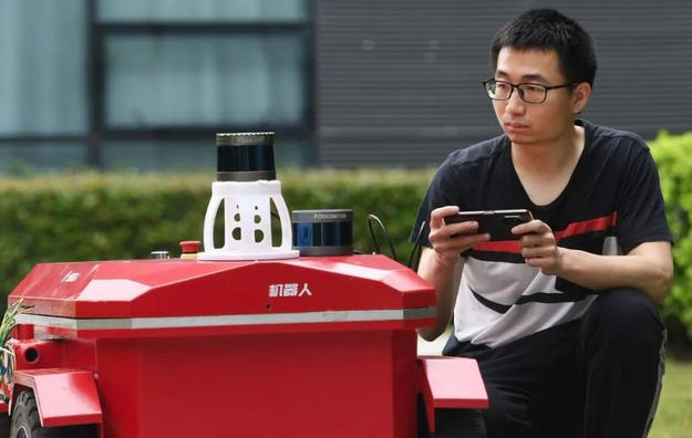 四代人四首歌听懂对这束光的嘱托(图8)