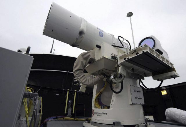 激光武器可以瞬间击穿航母熔化洲际导弹我国领先美国15年(图3)