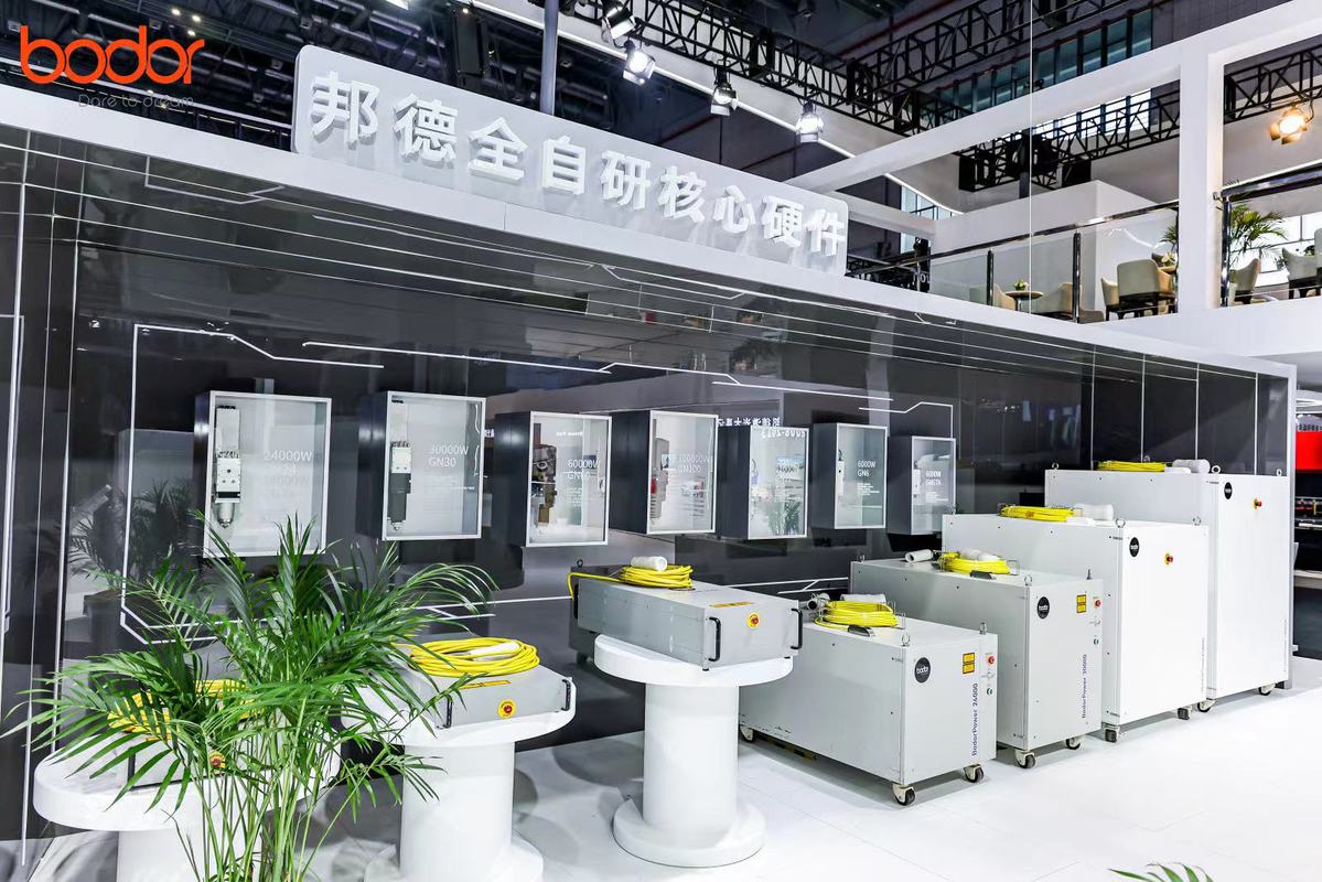 磁悬浮全自动激光切割机、重型切管机亮相工博会邦德激光无愧本届展王称号(图2)