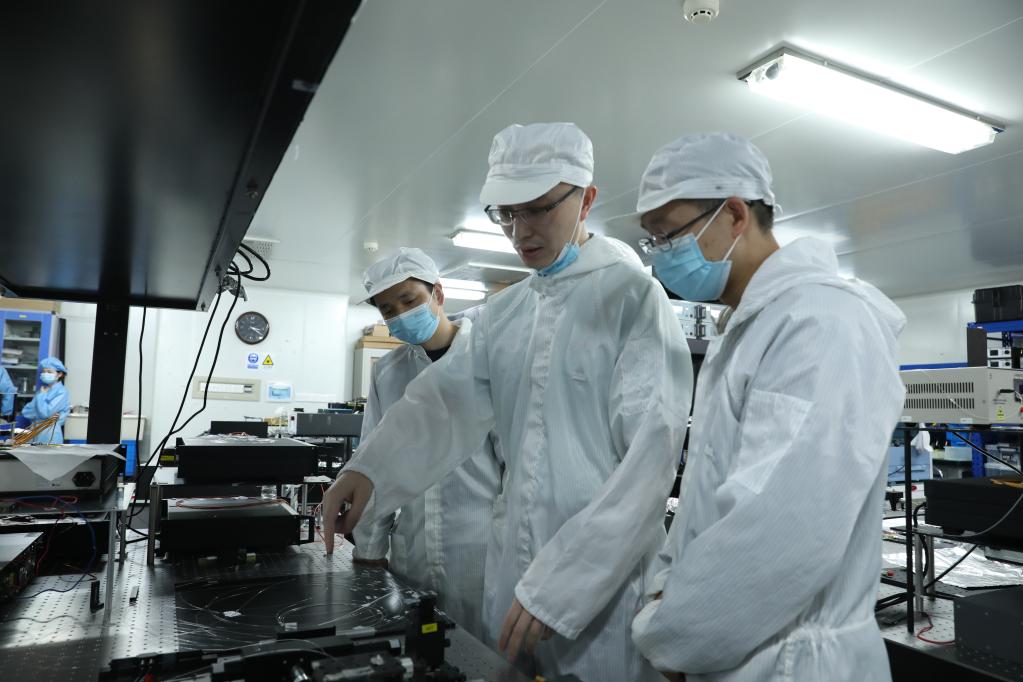 奋斗者·正青春丨奋楫前沿的“追光人”——记国防科技大学前沿交叉学科学院研究员周朴(图2)