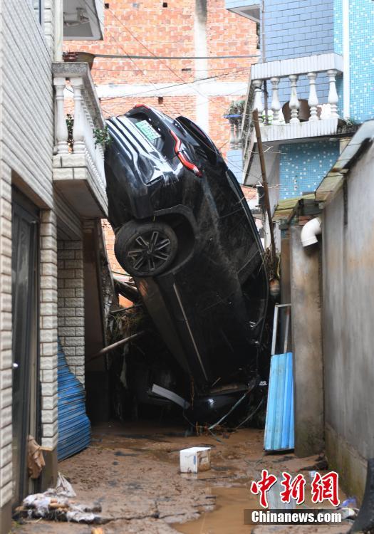 杭州富阳遭遇短时强降雨已致5人死亡、3人失联(图5)