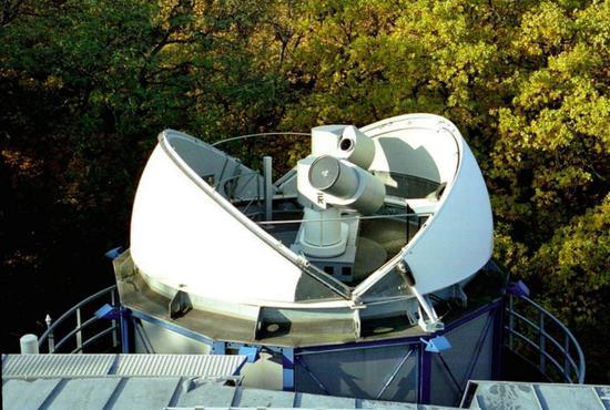 我国激光武器有多厉害?专家:已建成5个激光器基地能打卫星(图2) 我国激光武器有多厉害?专家:已建成5个激光器基地能打卫星(图2)