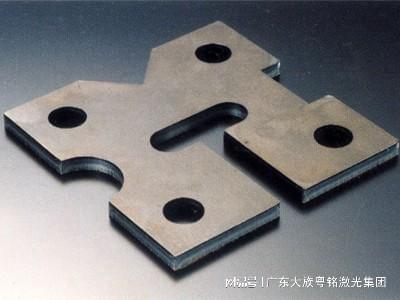 铝板激光切割机:精密加工的未来之光(图2) 铝板激光切割机:精密加工的未来之光(图2)
