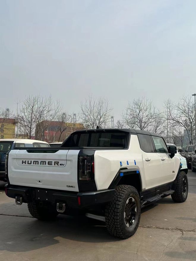全新悍马EV电动皮卡自带蟹行模式(图7) 全新悍马EV电动皮卡自带蟹行模式(图7)