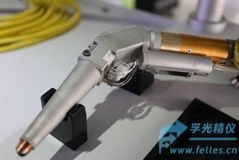 手持式激光焊接机使用激光焊接头和焊坯填充控制用于精细(图2)