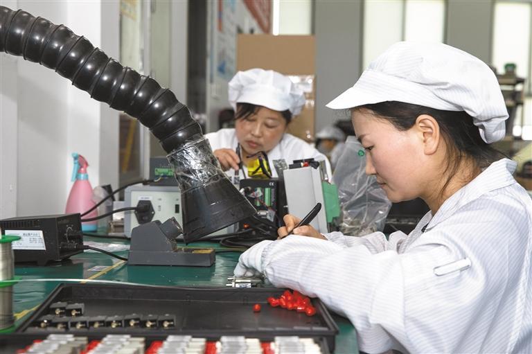 陕西“追光”两年成效几何？