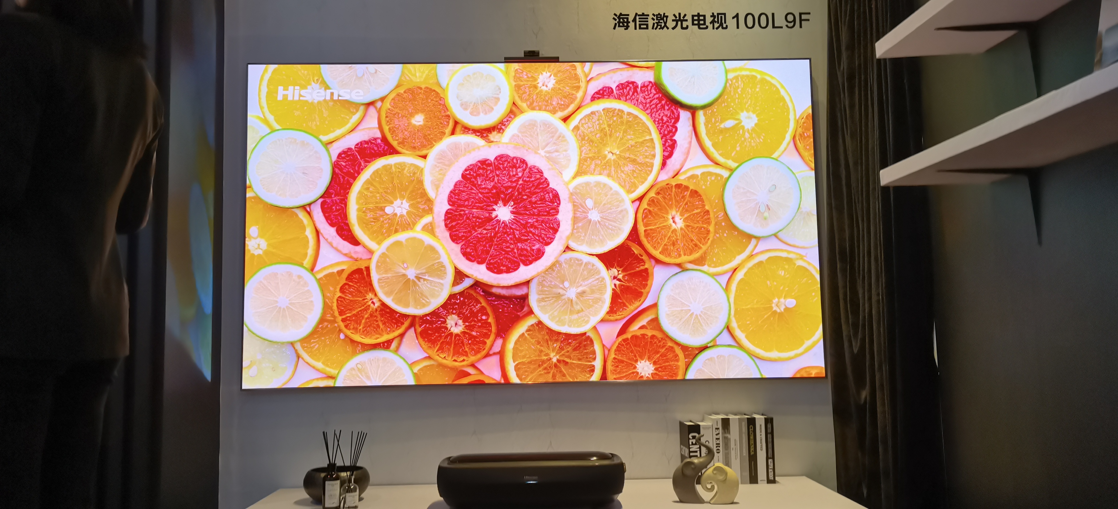 一块屏幕之后藏着中国激光显示的脉络(图3)