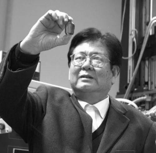中国激光晶体技术全球第一领先美国15年封锁美国狂追15年(图8) 中国激光晶体技术全球第一领先美国15年封锁美国狂追15年(图8)