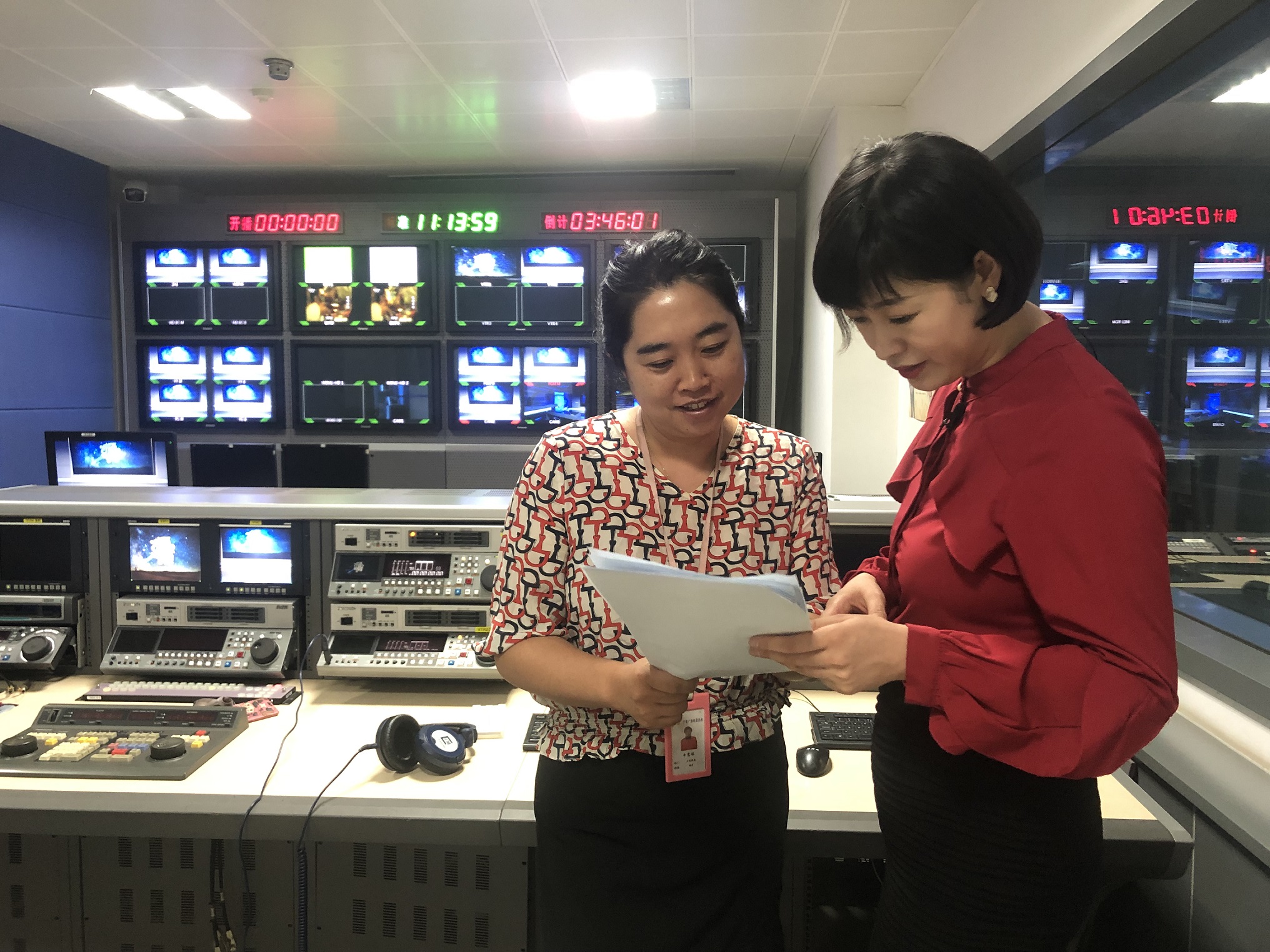 宁夏广播电视台牛嵩琳:总有一道光照亮我-新华网(图3) 宁夏广播电视台牛嵩琳:总有一道光照亮我-新华网(图3)