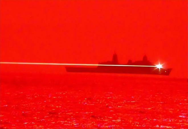 中国潜艇要弯道超车了?港媒曝光:中国或在研究潜艇激光打卫星!(图3) 中国潜艇要弯道超车了?港媒曝光:中国或在研究潜艇激光打卫星!(图3)