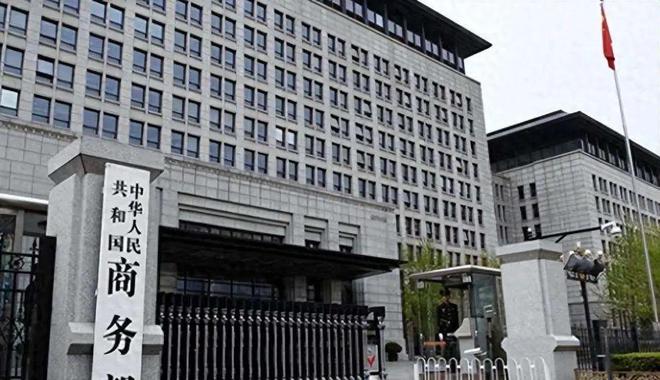 中国仅发布了一个公告美国就开始慌了美军所有武器都受到影响